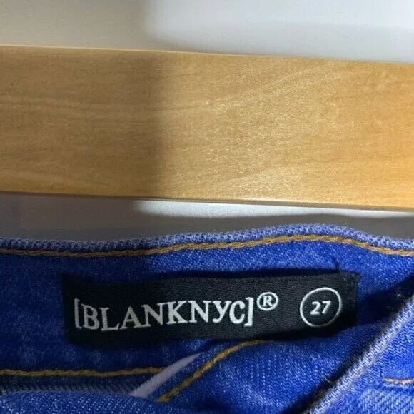 NEW BLANKNYC Skirt Size 27 Women's Denim High Rise Cutoff Blue Mini MSRP $88 - Picture 6 of 7